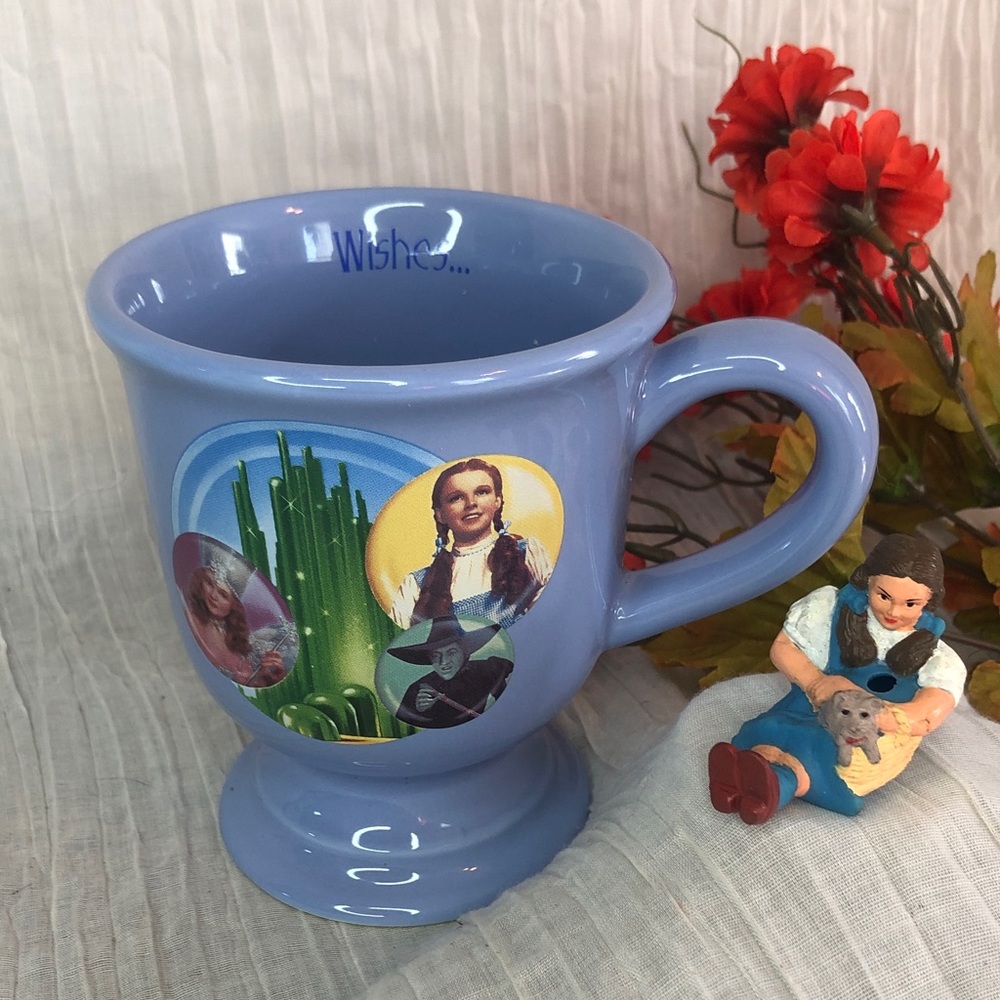 WIZARD OF OZ ceramic pedestal Dorothy, Glinda mug & Dorothy & Toto pencil topper